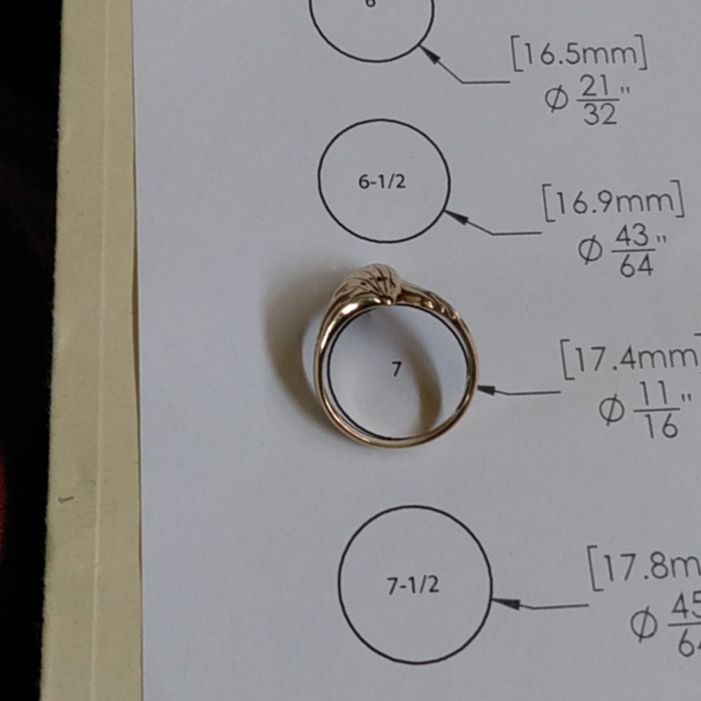 10k yellow gold Michael Anthony ring - Picture 4 of 4
